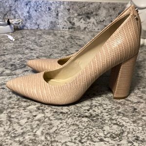 Never worn Nine West heels